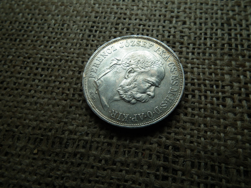 Ferenc József , ezüst 5 korona 1900 KB , Körmöcbánya , kis peremhibák , extra , így ritka 