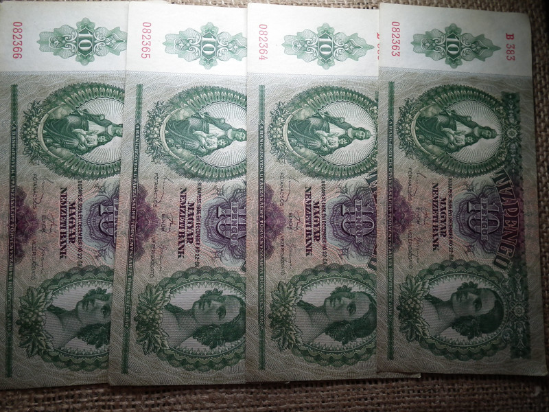 10 pengő 1936 , 4 db sorszámkövető 