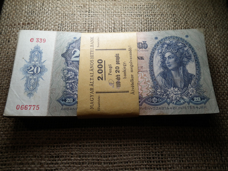 20 pengő 1941 , 90 db szép  , eredeti kötegelővel ! RR ! Magyar Általános Hitelbank 