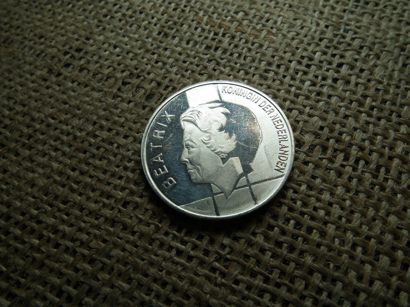Hollandia , ezüst 10 gulden 1994 , Beatrix BE-NE-LUX szerződés