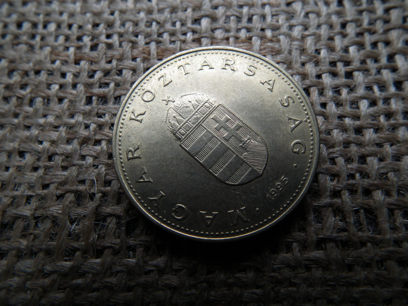 100 forint 1995