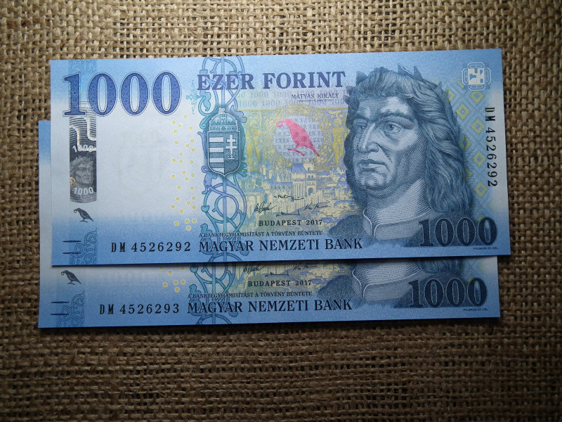 1000 forint 2017 DM , UNC  , 2 db sorszámkövető 