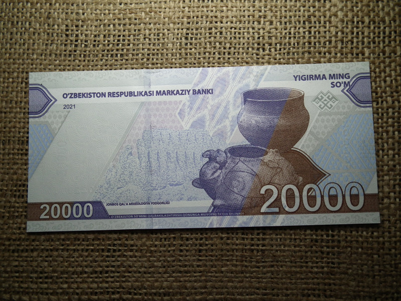 20000 som 2021 UNC , C1
