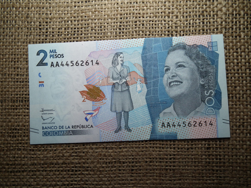 Kolumbia 2 pesos 2015 UNC , C1