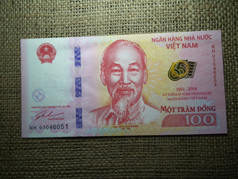 Vietnam 100 döng 2016 , dong , UNC , C1