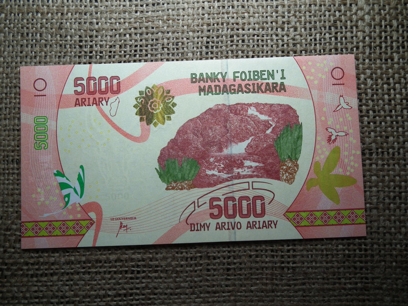 Madagaszkár 5000 ariary 2017  UNC , C1