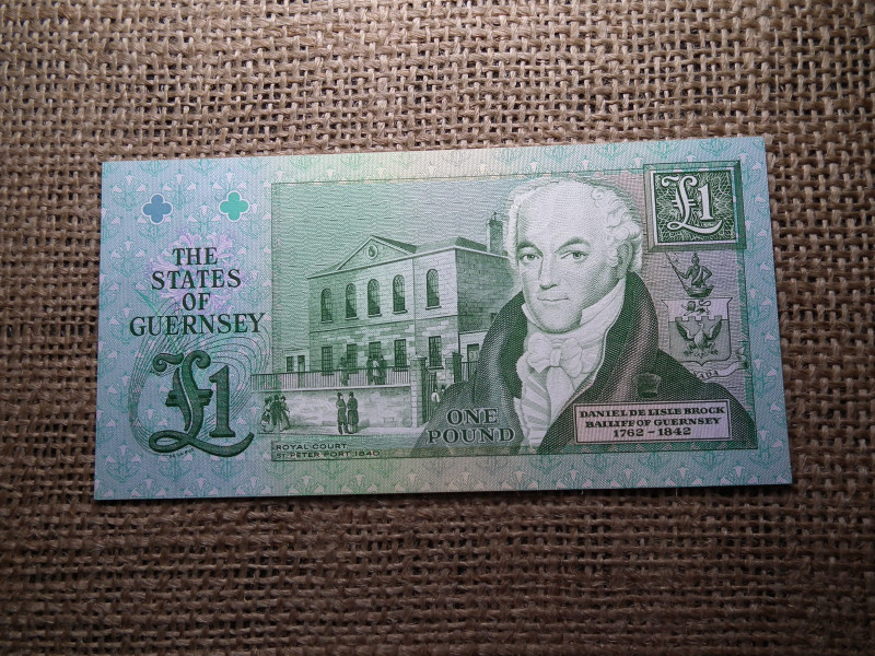 Guernsey 1 pound 1991 - 2016 UNC , C1
