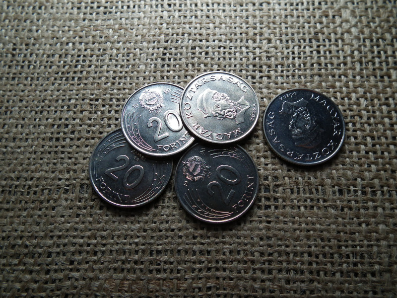 20 forint 1990 , ritka ! Köztársaság körirat , népköztársaság címer ! Tévveret ! Extra ! ár / db 