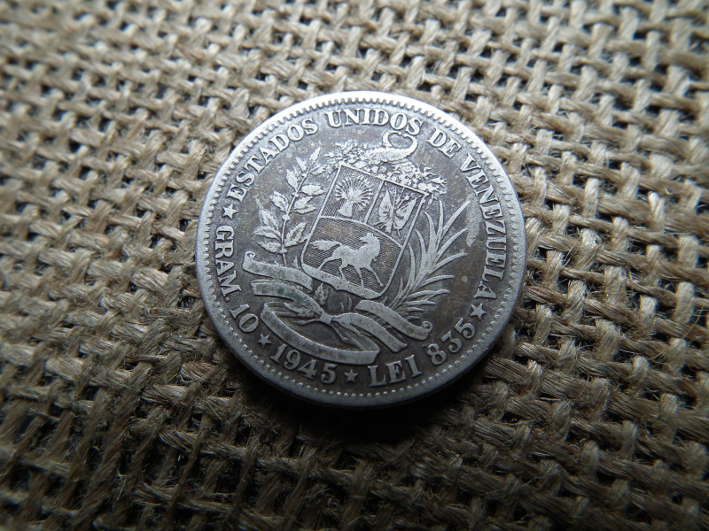 Venezuela ezüst 2 bolivares 1945