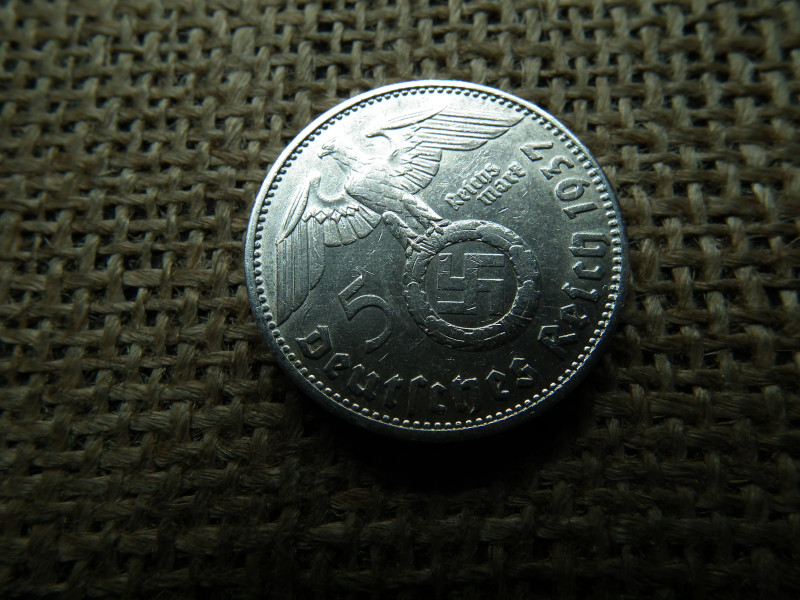 Birodalmi ezüst 5 márka 1937 D , Nagy sasos - horogkeresztes