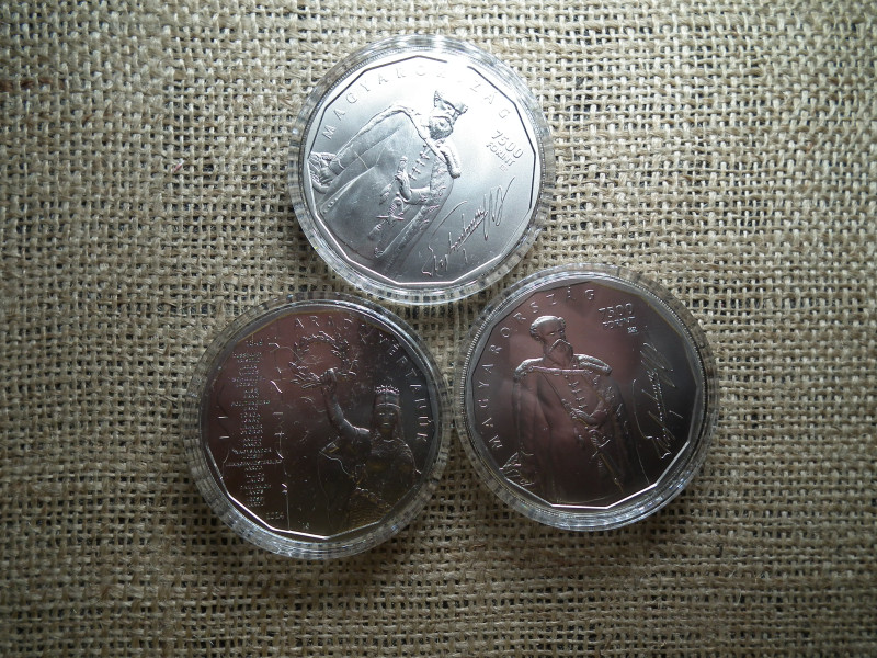 Batthyány Lajos és a 13 aradi vértanú 7500 forint 2024 - bontatlan kapszulában ! Ár/db , D