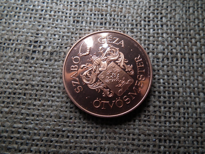 Szabó Géza szegedi ötvösmester bronz érem 30 év !