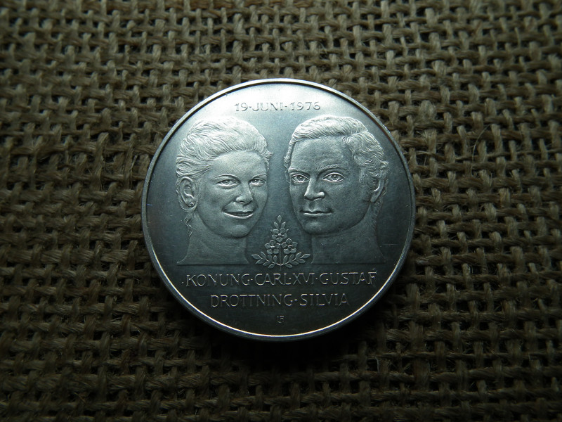 Svédország , ezüst 50 kronor 1976 , XVI. Károly Gustaf királyi esküvő , korona