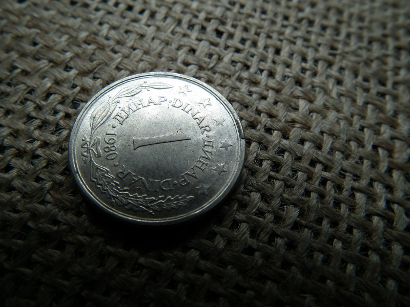 Jugoszlávia 1 dinár 1980 , , verdehibás , verőtőcsorbulás , perem ! Hibás