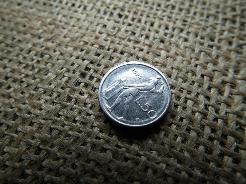 Olaszország 50 lire 1995 , , verdehibás , félrevert ! Hibás