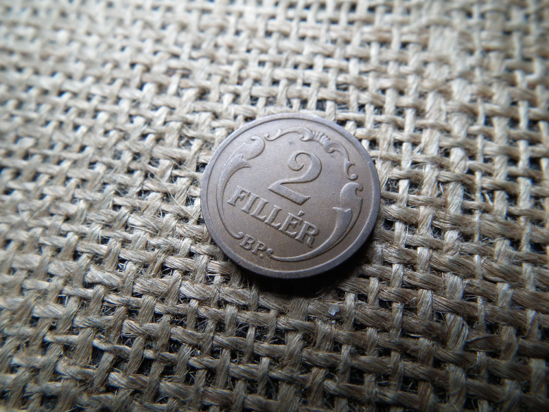 2 fillér 1930 , extra