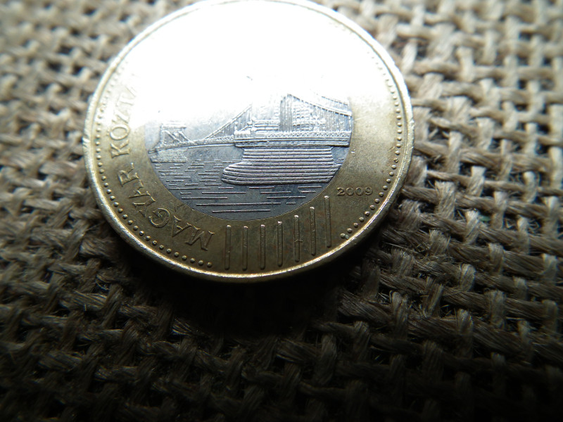 200 FORINT 2009 BP - HOSSZÚ VÍZVONALAS! RITKA!