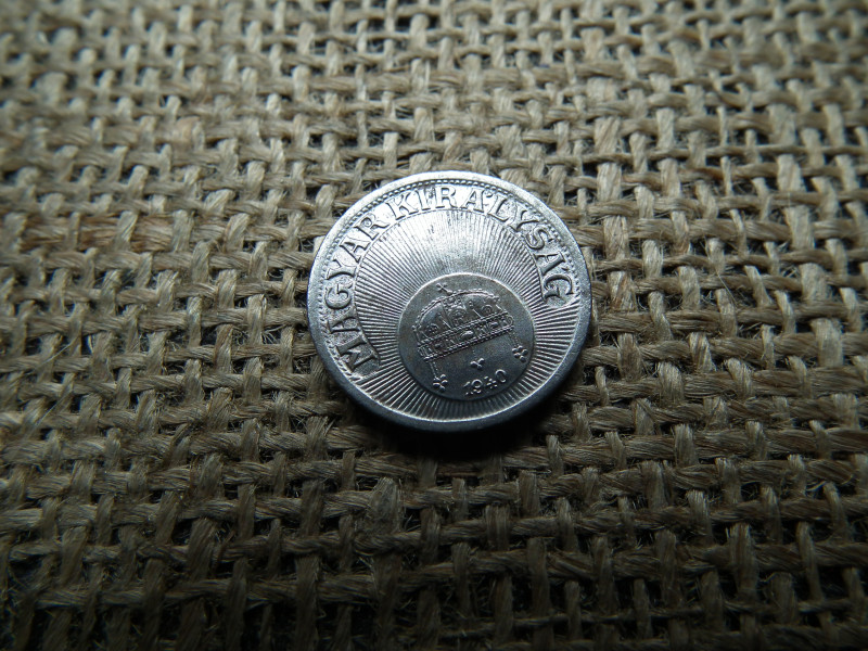 10 fillér 1940 , vas 