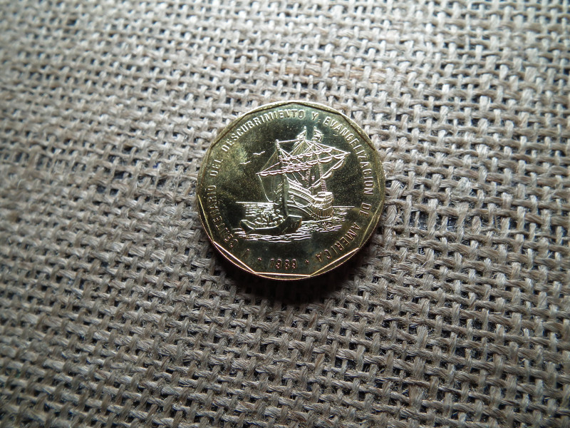 Dominika 1 peso 1989 , aranyozott 