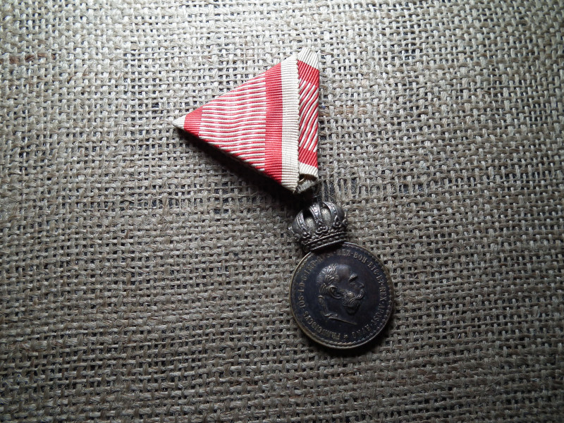 Ferenc József , Signum Laudis , eredeti szalagon ,  ezüstfokozat  