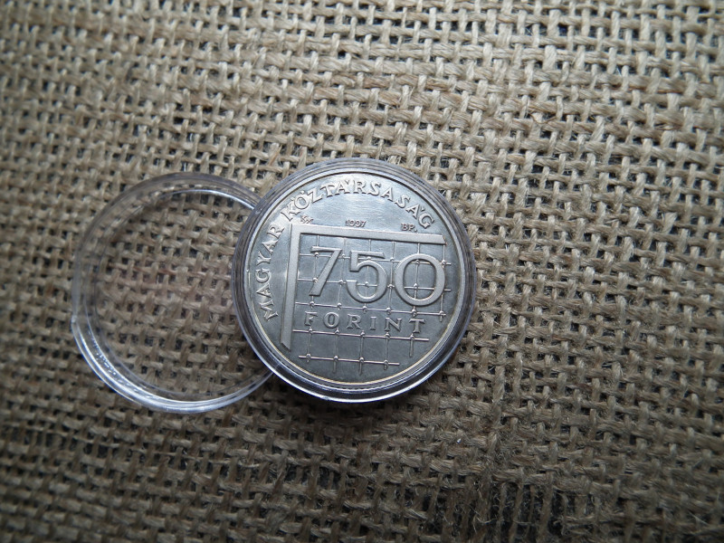 Ezüst 750 forint 1997 BU , Labdarúgó VB 
