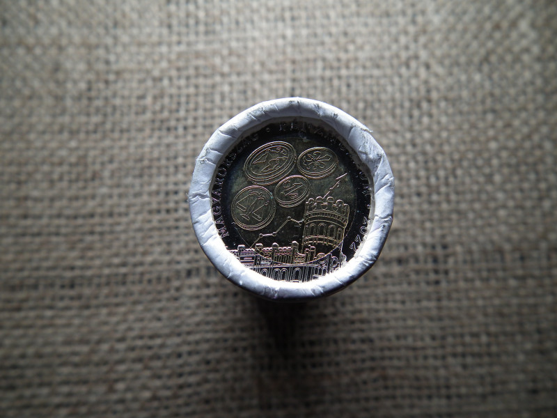 100 forint 2022 Pénzmúzeum ,  Verdefényes rolni ! Dánió Kft. 200/014 ! Sérült a csomagolás , de hiánytalan rolni ! 