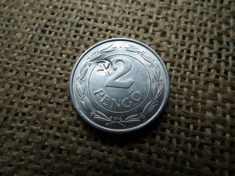 2 pengő 1941 , sarló kalapács ellenjeggyel 