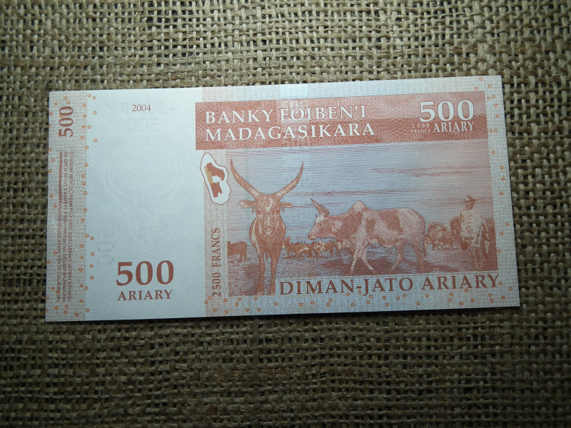 Madagaszkár 500 ariary 2004 UNC , C1