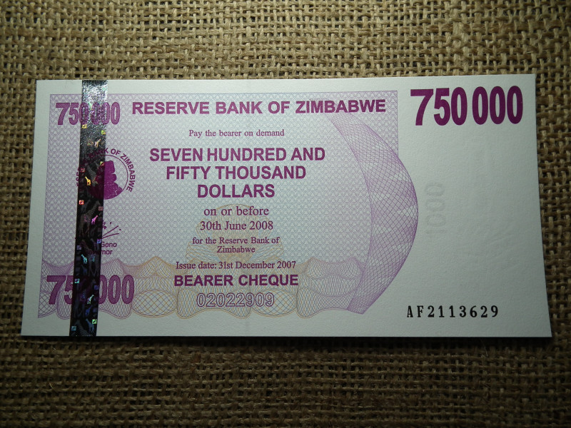 Zimbabwe 750000 dollars 2007 , dollár , UNC , C1