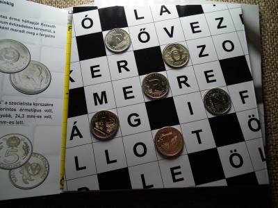 75 ÉVES A FORINT - 65 ÉVES A FÜLES - 5 FORINT 2021  EMLÉKÉRMÉKKEL - BLISZTER - CSAK 750 DB! Alacsony sorszám 098-099-100 , Ár / bliszter 
