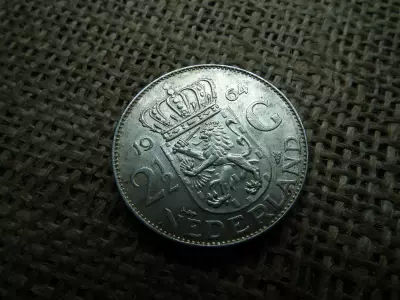 Hollandia , ezüst 2 1/2 gulden 1964