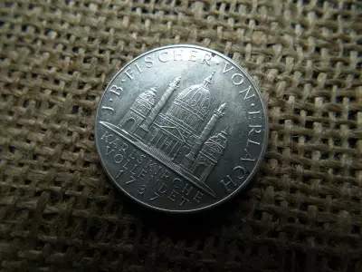 Ezüst 2 2 Schilling 1937 ,  Szent Károly templom