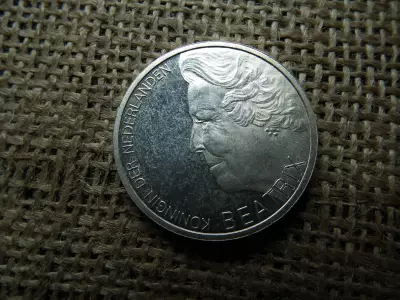 Hollandia , ezüst 10 gulden 1995 , Beatrix Hugo de Groot 