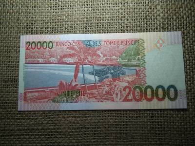 S . Tomé 20000 dobras 2013 UNC , C1 S . Tomé 20000 dobras 2013 UNC , C1