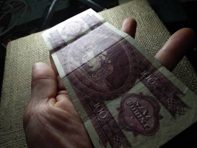 100 forint 1947 , nagyon szép , erős papír , ritka 