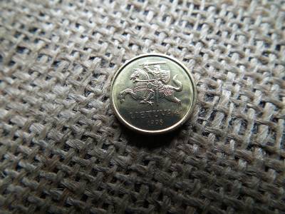 Litvánia 10 centu 1998 , verdefényes  Litvánia 10 centu 1998 , verdefényes