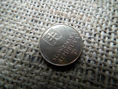 Szlovákia 1 korona 1994 , korun , verdefényes  Szlovákia 1 korona 1994 , korun , verdefényes