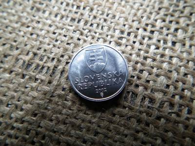 Szlovákia 10 halierov 2002 , verdefényes 