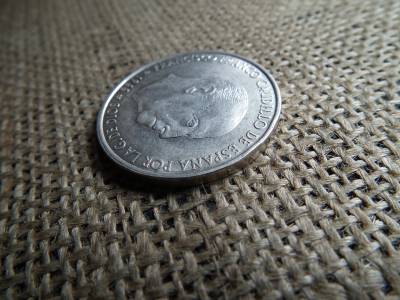 Spanyolország , ezüst 100 Pesetas 1966 , ptas  – Francisco Franco