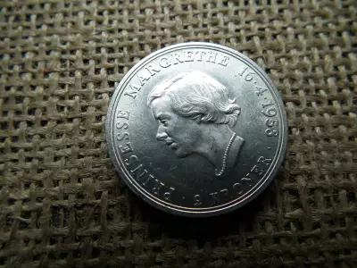 Dánia ezüst 2 kroner 1958  , korona , IX. Frederik hercegnő születésnapja