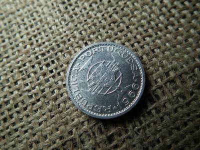 Mozambik , ezüst 10 escudos 1966 , escudo 