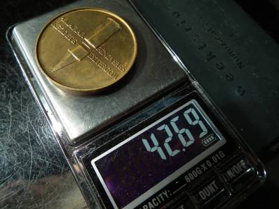 MÉE Esztergomi Csoport A magyar pénzverés kezdete 1984 , Esztergom ! 42,69g ! MÉE Esztergomi Csoport A magyar pénzverés kezdete 1984 , Esztergom ! 42,69g !