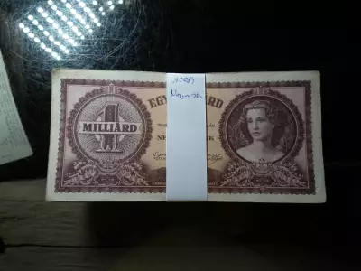 EGYMILLIÁRD PENGŐ 1946 - 100 DARABOS KÖTEG EGYBEN!!! 