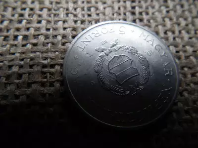 5 forint 1967 , verdehibás , sugaras !  Csillag sugarai nem érik el a búzakalászt , extra ! R 