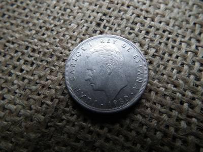 Spanyolország 5 pesetas 1980 , 1982 , Peseta , , verdehibás , idegen anyag benyomódás ! Hibás Spanyolország 5 pesetas 1980 , 1982 , Peseta , , verdehibás , idegen anyag benyomódás ! Hibás