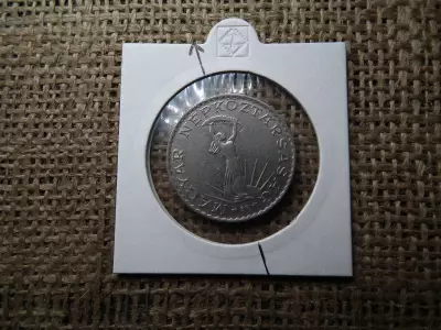 10 forint 1971 , verdehibás , elfordult ! Hibás