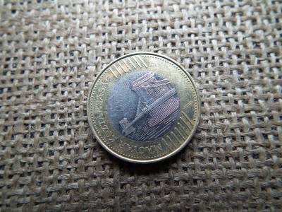 200 forint 2009 , ritka , hosszú vízvonalas 200 forint 2009 , ritka , hosszú vízvonalas