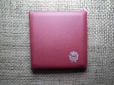 MNB tokos , ezüst 500 forint 1984 BU , Nők 