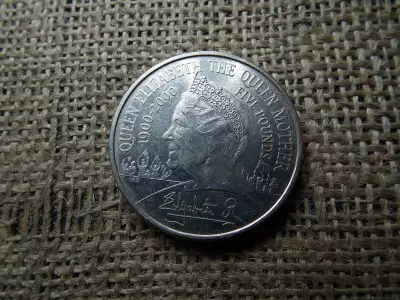 Anglia 5 font 2000 , five pounds , II. Erzsébet  anyakirálynő 100. születésnapja