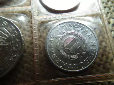 Fóliás forgalmi sor 1979 ! Forint és fillér ! Ritka sugaras 1 forint 1979 